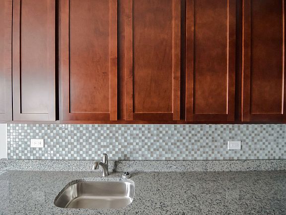 3rd image of 550 W Arlington Pl APT 508