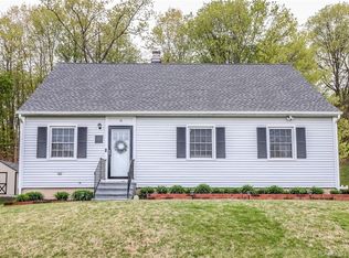 16 Morning Dove Rd, Naugatuck, CT 06770