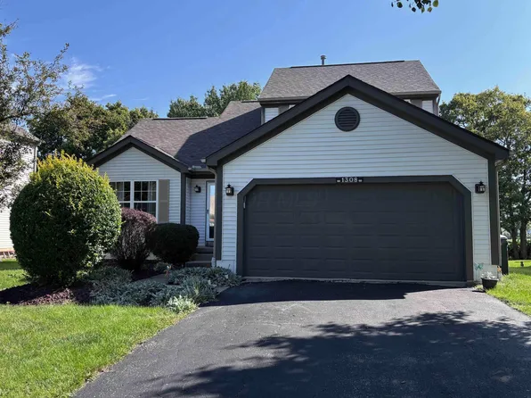 1308 Four Star Dr E, Galloway, OH 43119