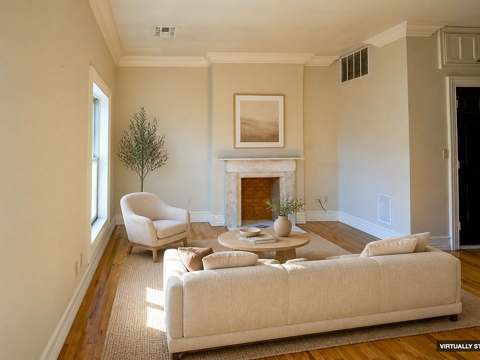 1st image of 148 Sussex St APT 3