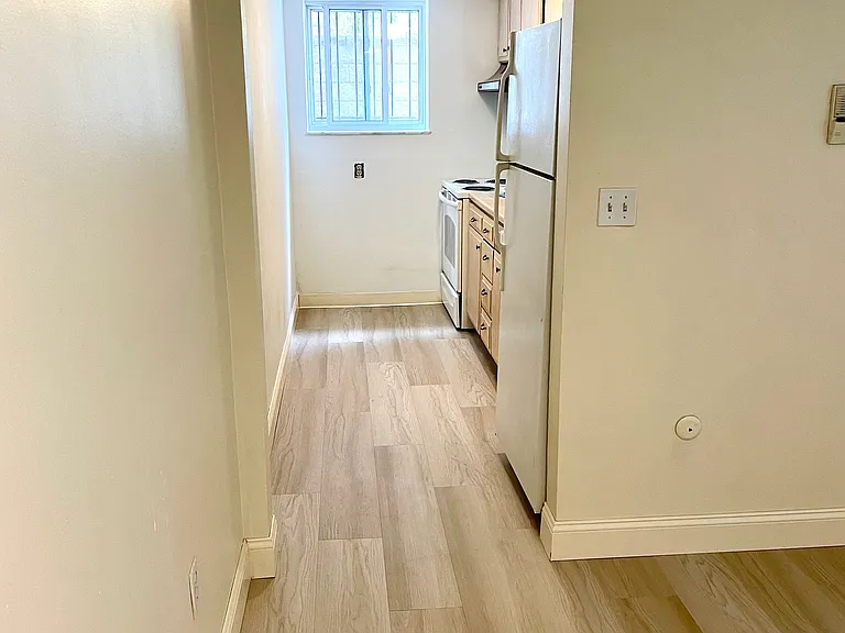 420 S Aiken Ave #2 — Photo 5