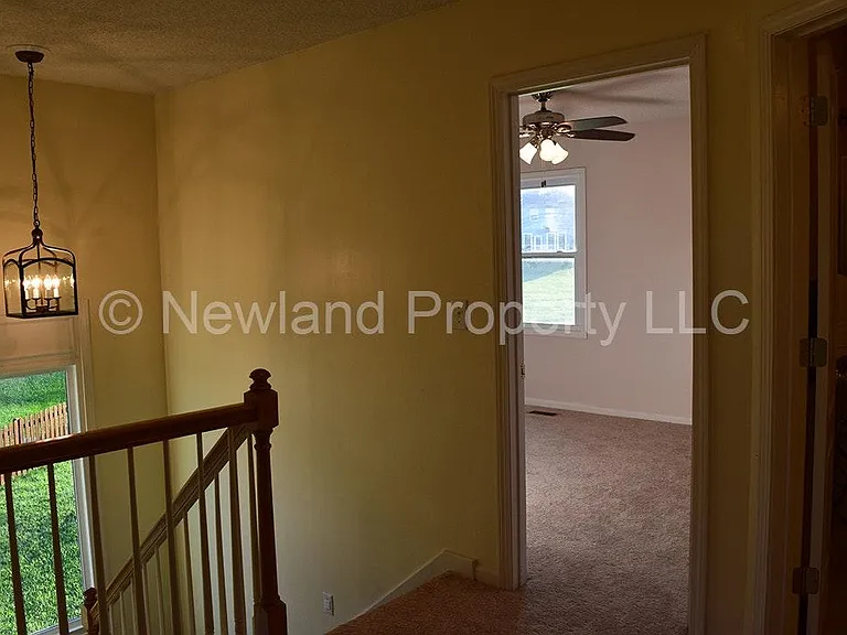 14306 S Summit Ct — Photo 18