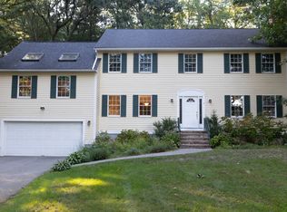 4 Mead Cir, Lexington, MA 02420