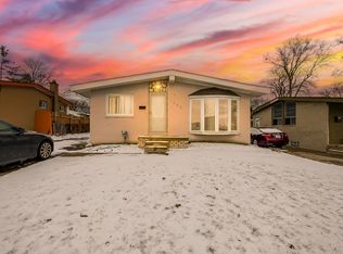 1283 Featherstone Rd, Pontiac, MI 48342