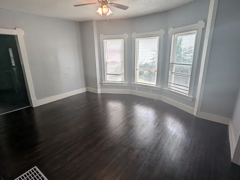 1008 Mechanic St — Photo 11