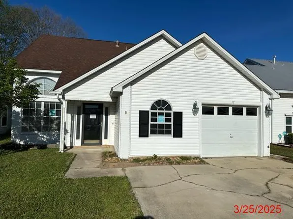 17 Ruby Cir, Mary Esther, FL 32569