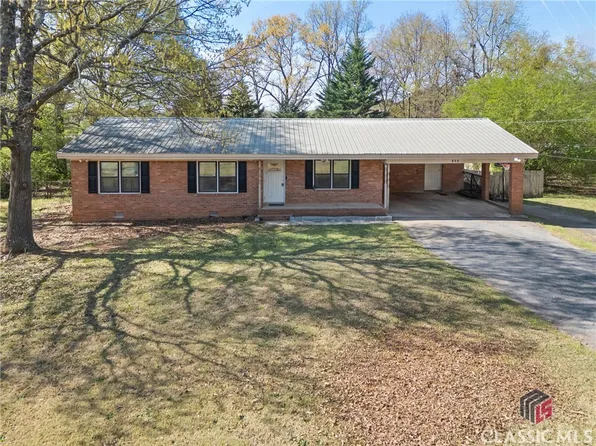 190 Briarwood Lane, Hull, GA 30646