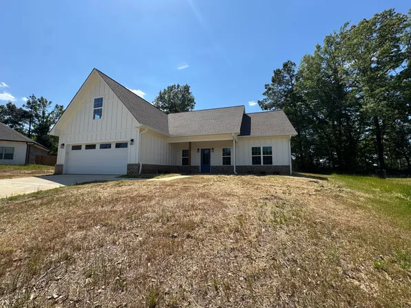 106 Maplewood Cv, New Albany, MS 38652