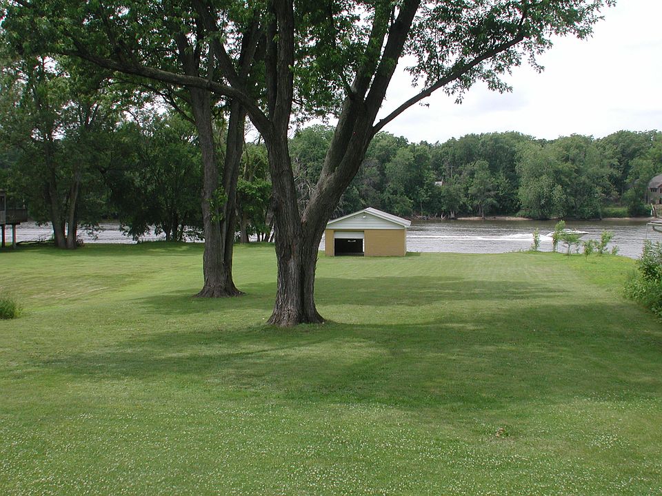 1st image of 10120 Queen Oaks Dr