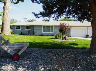 710 S 41st Ave, West Richland, WA 99353