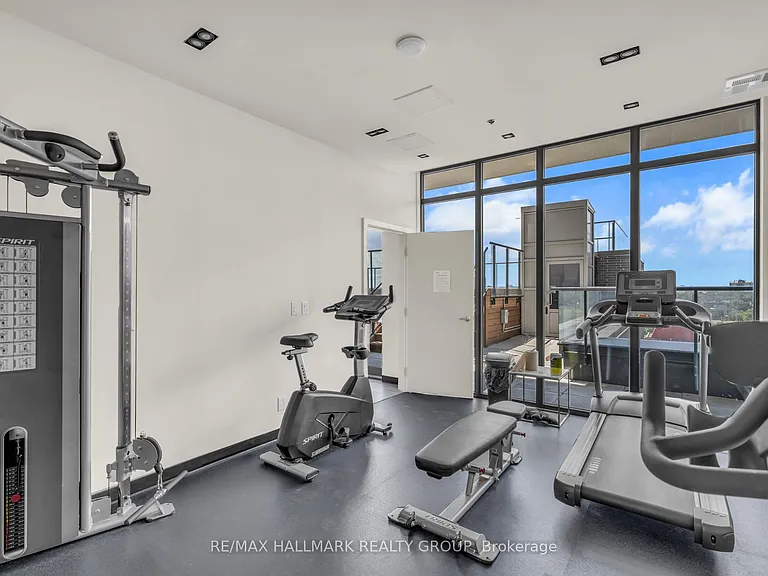 203 Catherine St #601 — Photo 31