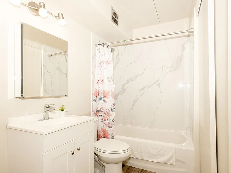 88 Southpark Dr #28 — Photo 24
