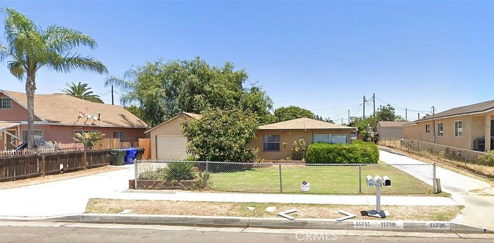 1st image of 11716 Laurel Ave