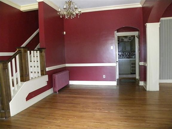 256 Pine St, Memphis, TN 38104