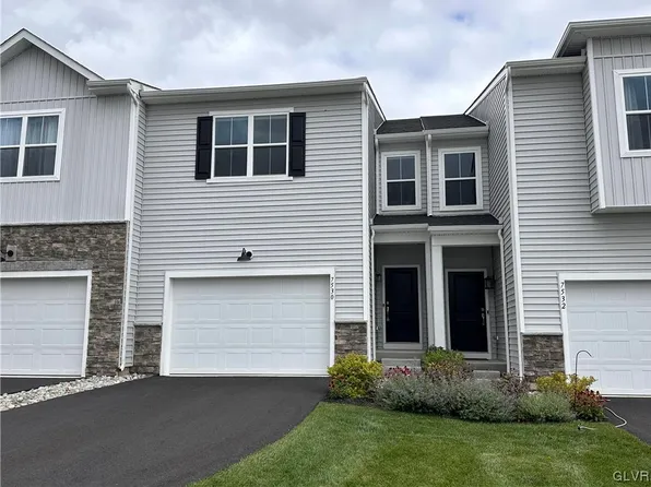 7530 Clayton Ave, Coopersburg, PA 18036