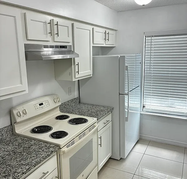 5640 Ansley St #106 — Photo 5