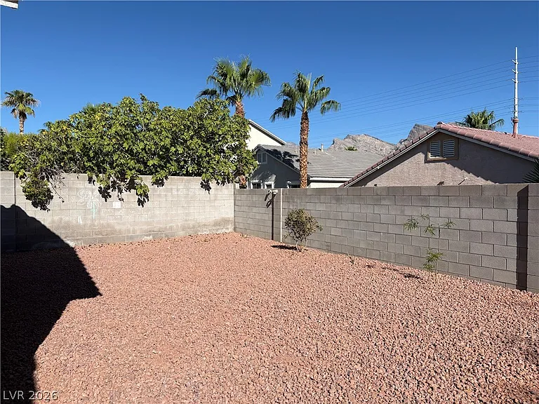 10688 Oak Crest Ave — Photo 32