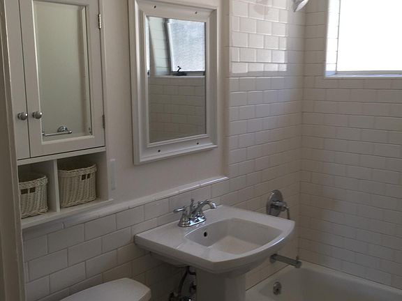 3rd image of 774 N Daniel Way #774