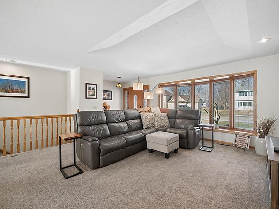 2nd image of 2803 6th Ave SW