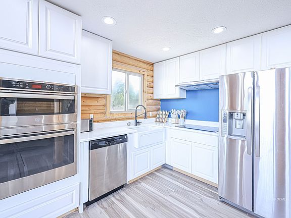4th image of 2635 E Ridgeview Ave