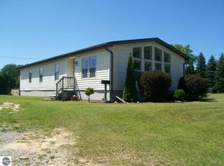 612 S East St, Saint Louis, MI 48880