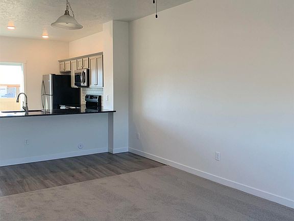 5th image of 6002 S Jessenia Ln