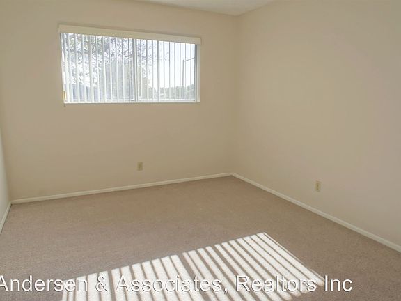 4th image of 6012 Temple City Blvd