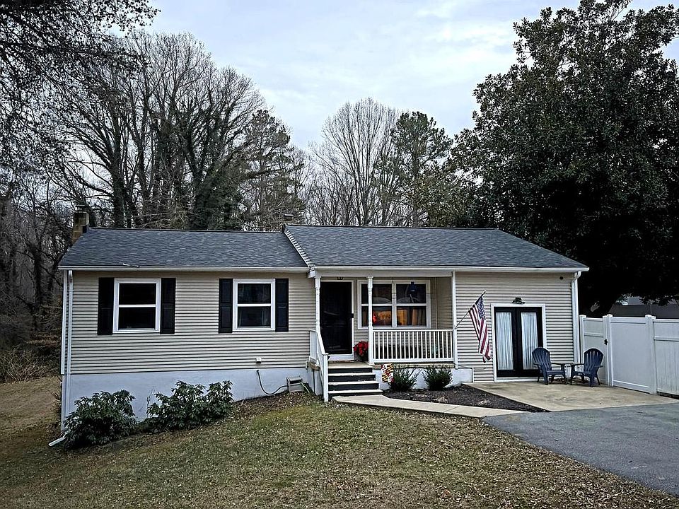 1st image of 43011 Hugh Dr