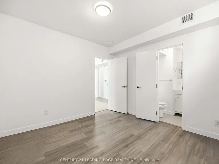 1A Leonard Ave #1 — Photo 12