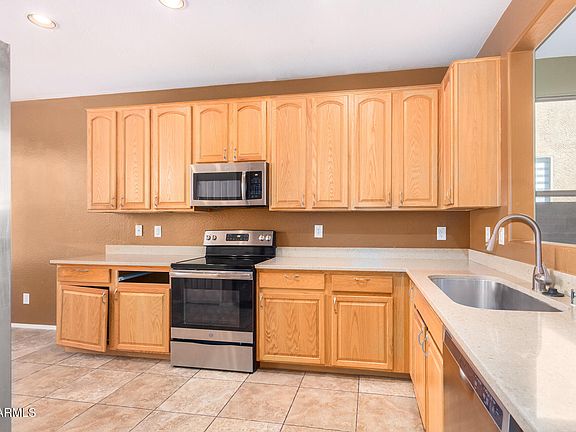 3rd image of 11823 W VILLA HERMOSA Lane