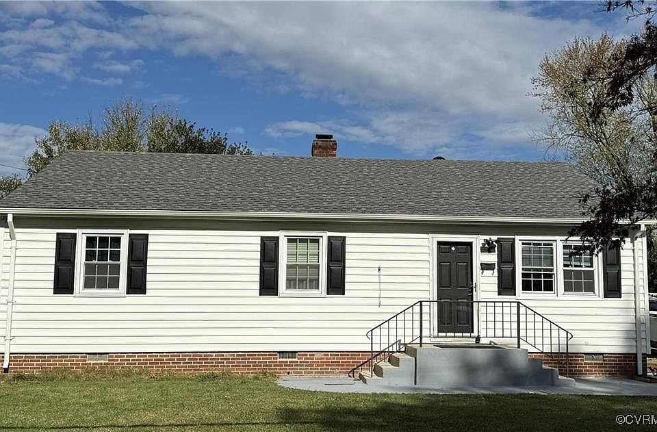 1st image of 2704 Greenway Ave