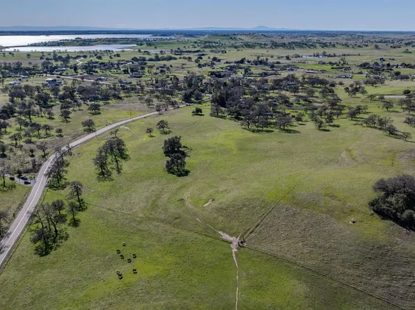 3915 Curran Rd, Ione, CA 95640