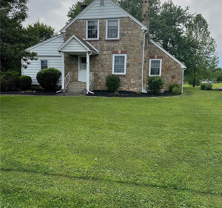 1st image of 423 Penncraft Rd
