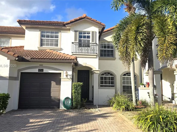 9741 Darlington Pl, Cooper City, FL 33328