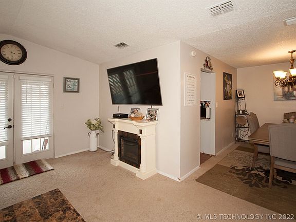 4th image of 14415 S Oak Ct