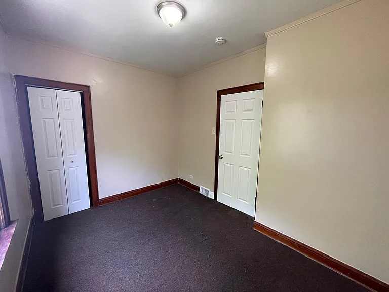 8620 S Marquette Ave #1R — Photo 7