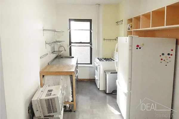 Rented by Ideal Properties Group | media 7