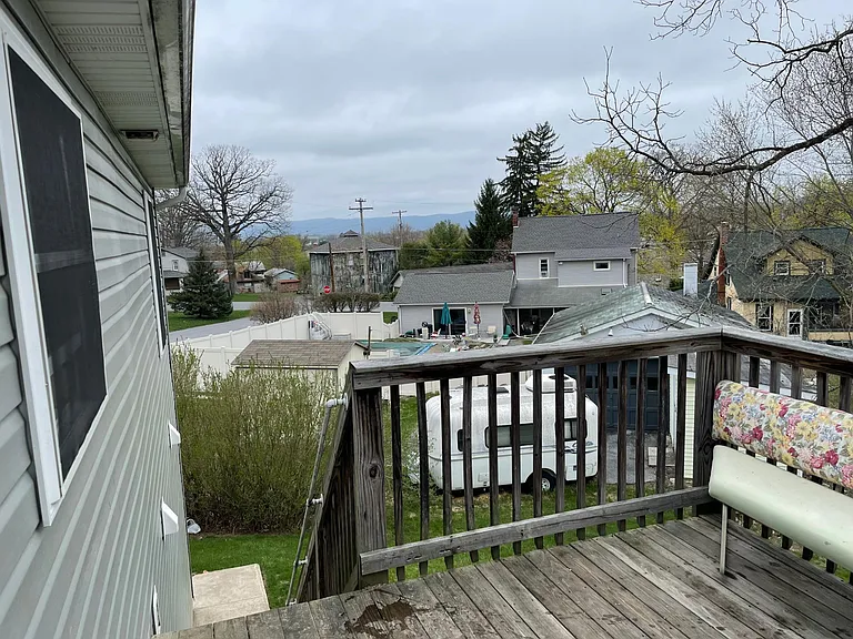 113 Noll St — Photo 10