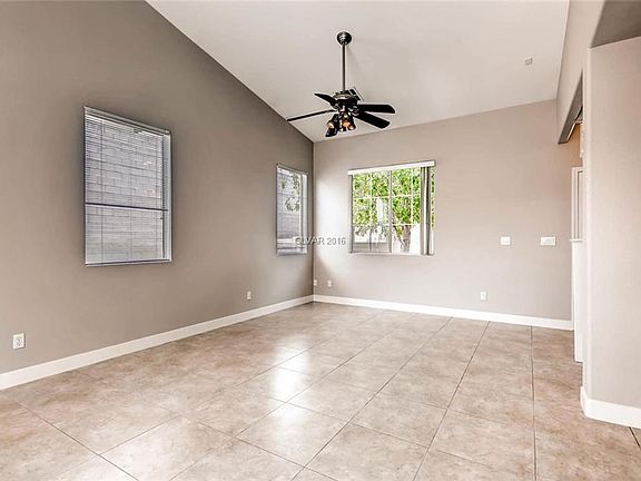 5th image of 6819 Momentos St
