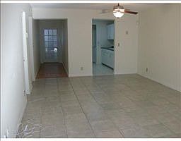 4th image of 239 SE 11th Ave #239C