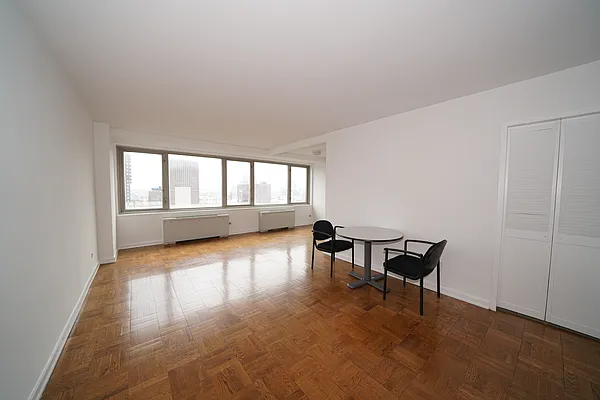 Rented by Corcoran | media 7