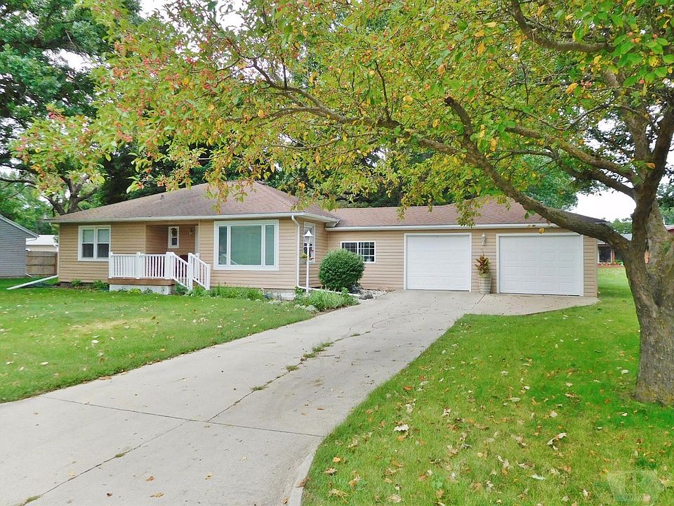 1st image of 1104 McDuffie Dr