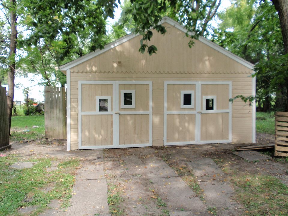 2nd image of 13769 Ida Ave