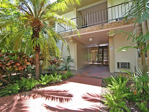 ENTER YOUR TROPICAL HAVEN