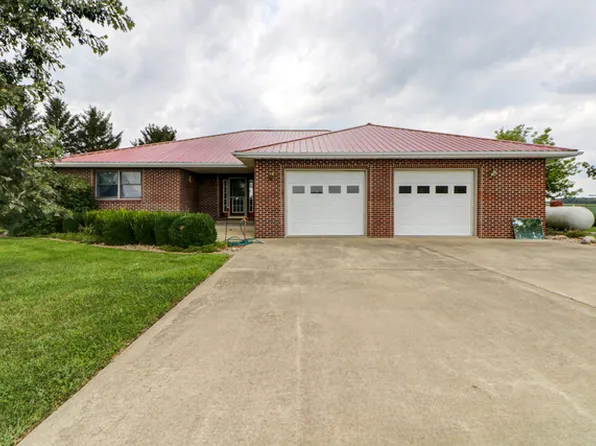 68 County Road 500 E, Sadorus, IL 61872