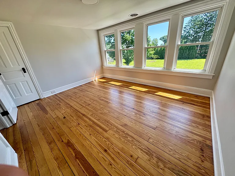 755 Centerville Rd — Photo 9