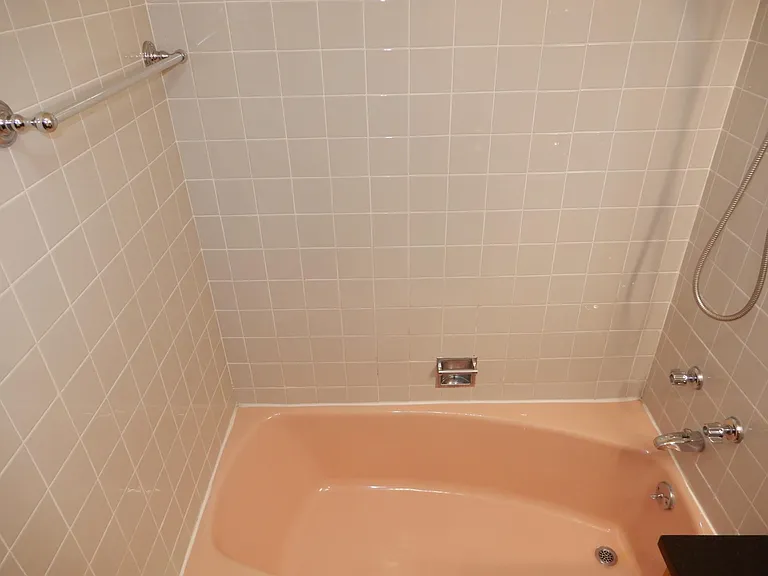 328 Wisconsin Ave #2D — Photo 16