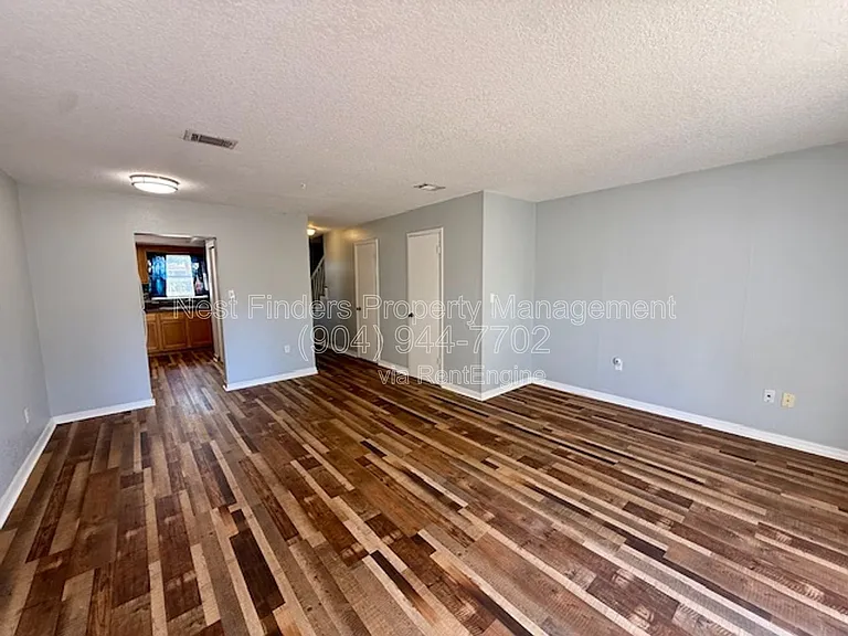 11406 Bedford Oaks Dr — Photo 7
