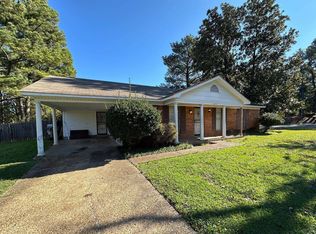 1412 Mullins Station Rd, Memphis, TN 38134