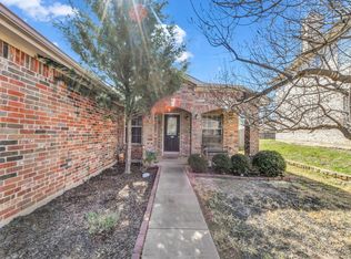 2452 Big Spring Dr, Fort Worth, TX 76120